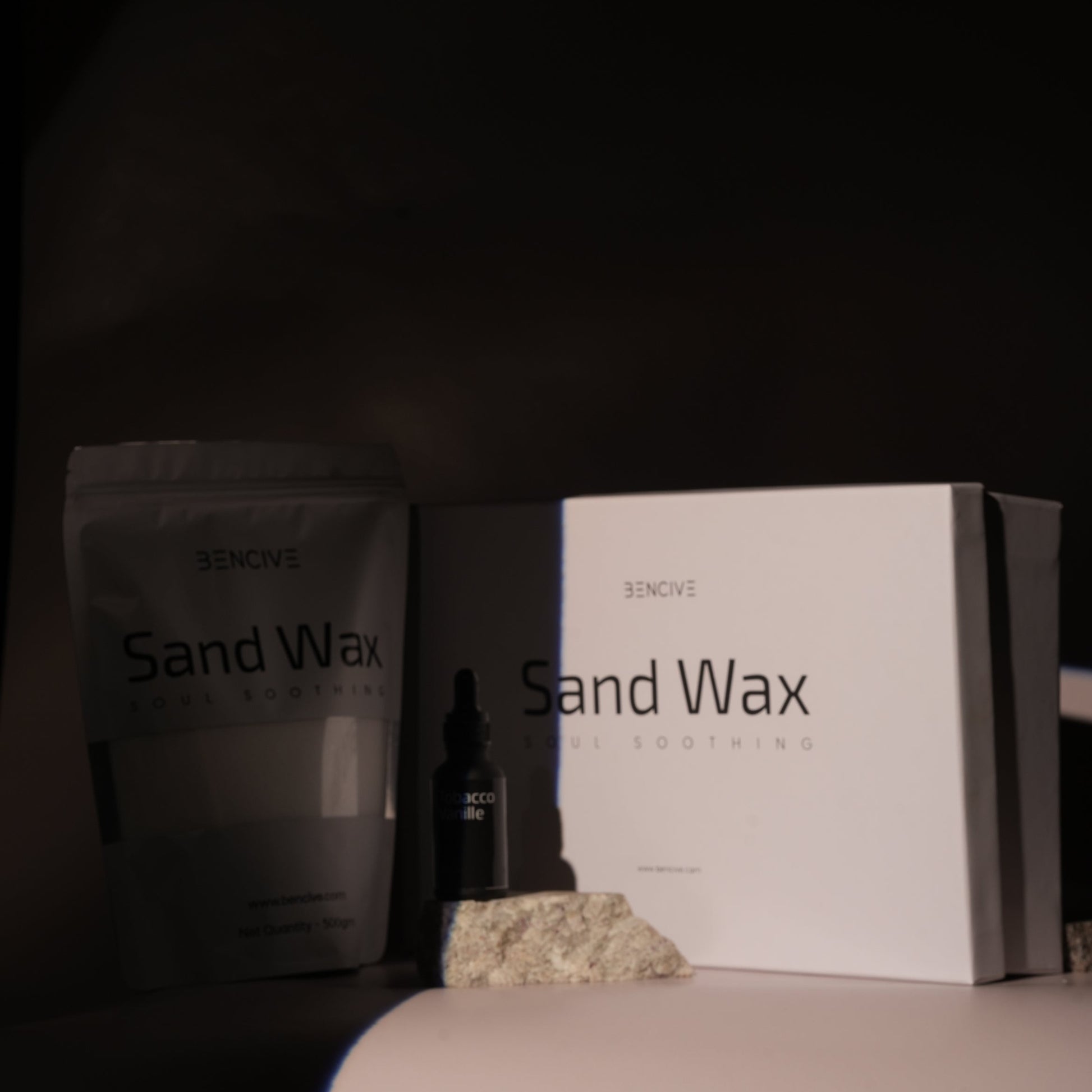 Sand wax + Fragrance oil (Tobacco Vanille)