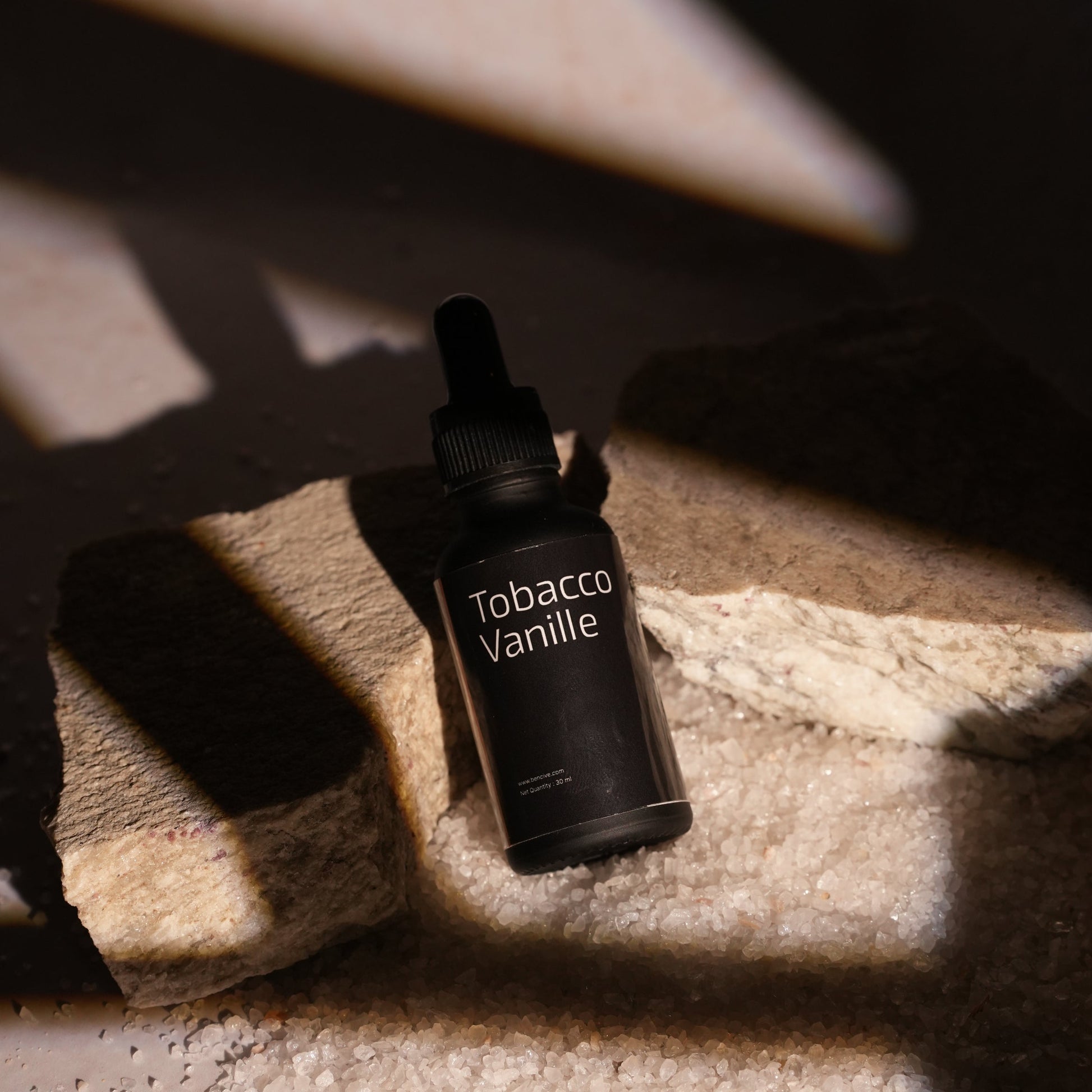 Sand wax + Fragrance oil (Tobacco Vanille)