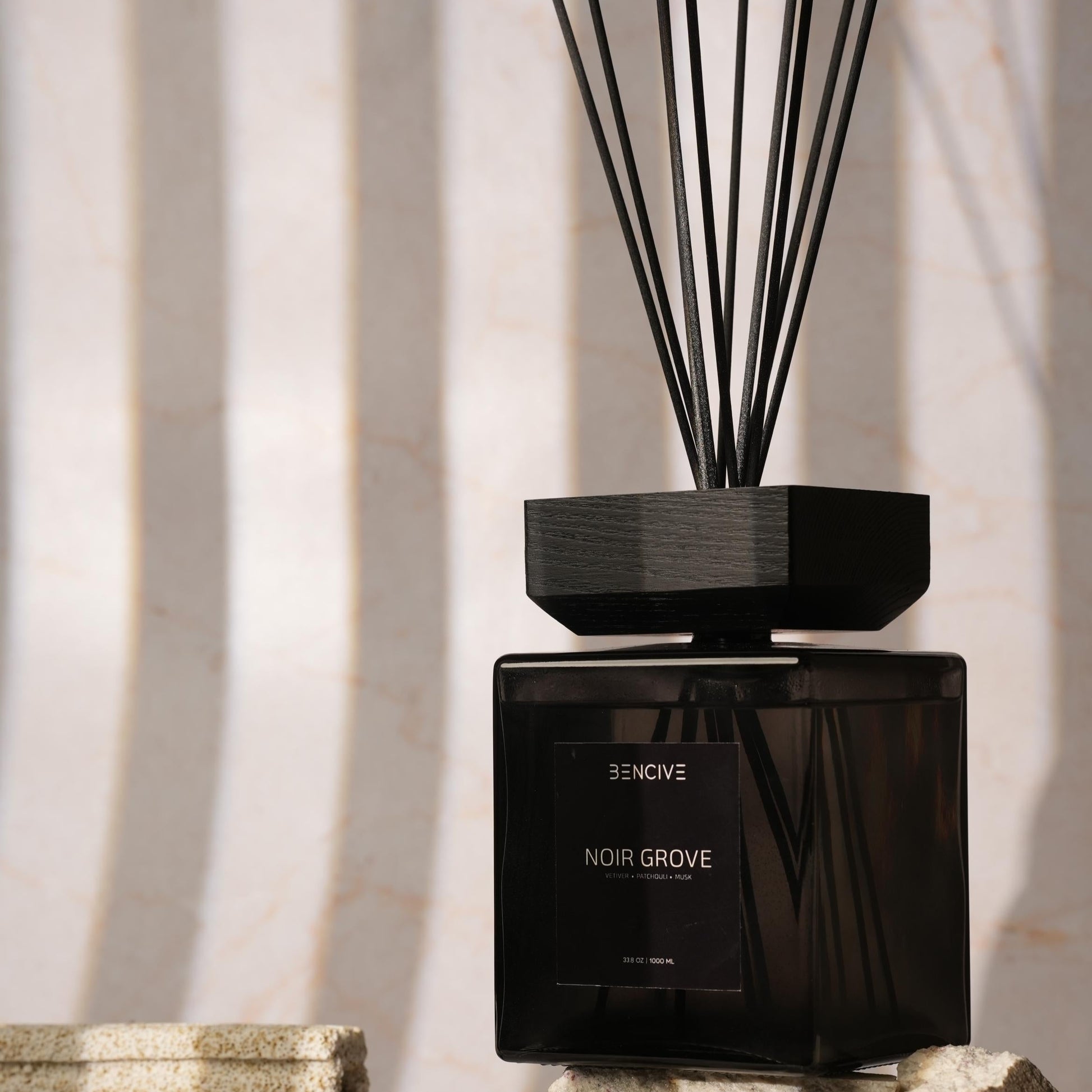 1000ml Reed diffuser (Noir grove)